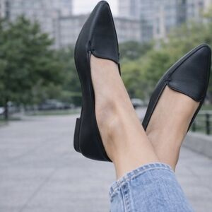 Brash Sleek Black Women's Flats